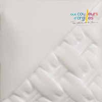 EG-001 White Engobe 473 ml 1180-1285°