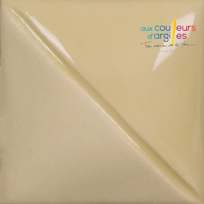 UG234 IVORY PEARL 59ml Mayco Underglaze